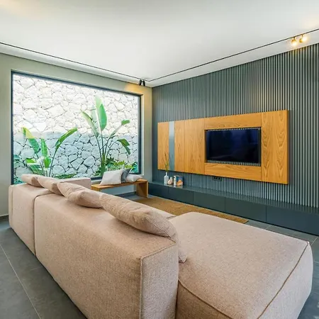 Viohouses - Luxury Private Pool Βίλα