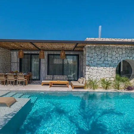 Βίλα Viohouses - Luxury Private Pool