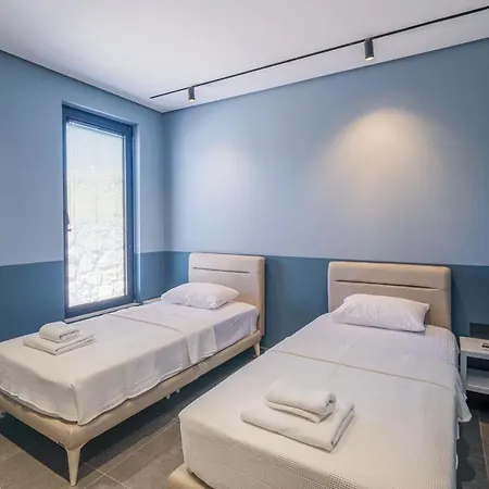 Viohouses - Luxury Private Pool וילה